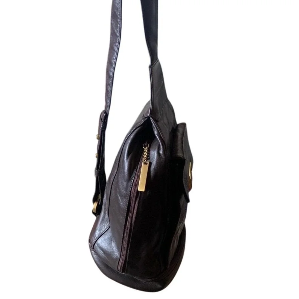 Perlina Sling Backpack Women OS Dark‎ Brown Good Leather Teardrop Gold purse
